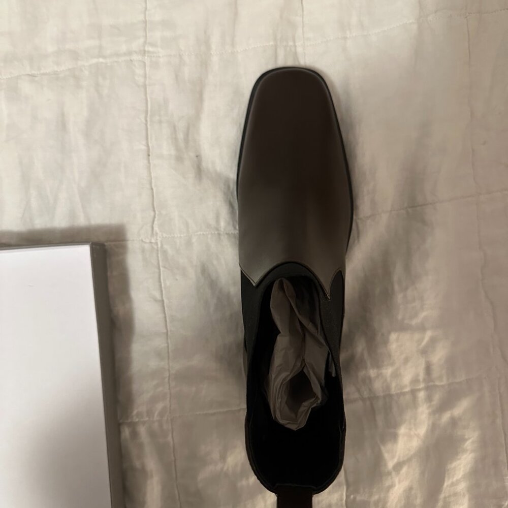 Everlane Square Toe Chelsea Boot - Picture 5 of 7